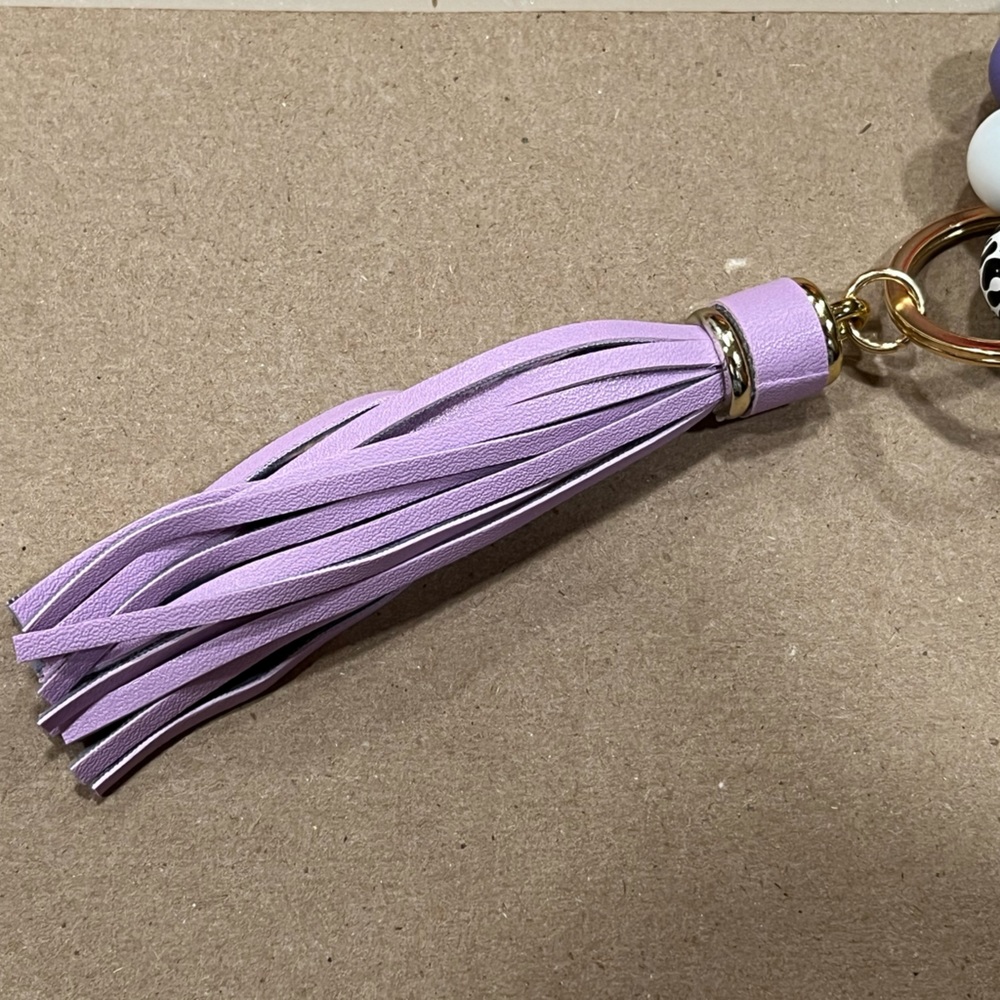 🔥 2/$18 Purple Key Keychain Beads - Picture 2 of 4